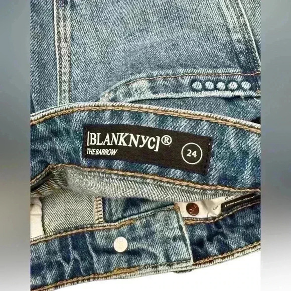 🆕 BLANKNYC High Rise Vintage Short - Picture 5 of 6